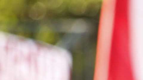 Manifestantes durante una protesta reciente a favor de DACA en Los Ángeles. (Aurelia Ventura/La Opinion)