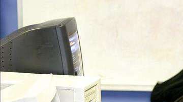 Cuando los Millennials hispanos se informan sobre cobertura de salud, comparten la información con sus padres.