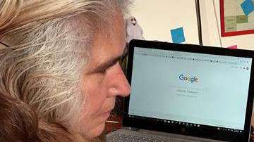 Los nativos digitales, personas nacidas en la época de la interacción digital total.