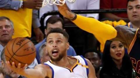 LeBron James y Stephen Curry serán los capitanes. EFE