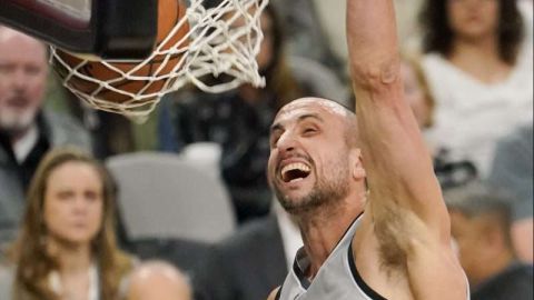 Manu Ginobili de los San Antonio Spurs ha recibido el apoyo de muchos deportistas argentinos para ir al Juego de Estrellas. (Foto: EFE/D. WILLIAM ABATE)