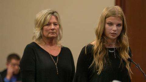 Deportistas que fueron abusadas sexualmente sostuvieron un careo con el médico Larry Nassar