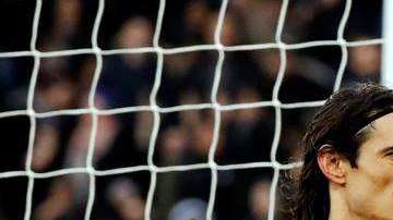 Edinson Cavani marcó su gol 157 con el París Saint-Germain