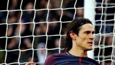 Edinson Cavani marcó su gol 157 con el París Saint-Germain