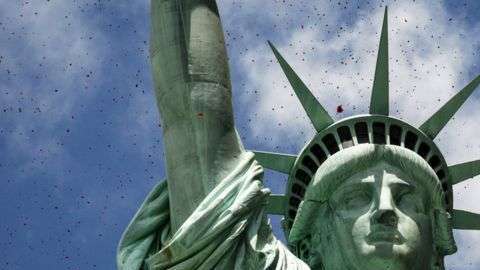 Los militantes de ISIS buscan derribar la Estatua de la Libertad utilizando bombas en ollas a presión