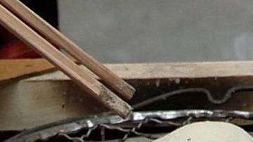 Los mochis son bizcochos de arroz con forma redondeada y textura gomosa.