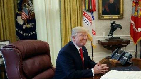 La Casa Blanca ha descalificado las afirmaciones del libro del periodista Michael Wolff, que considera "falsas y engañosas".