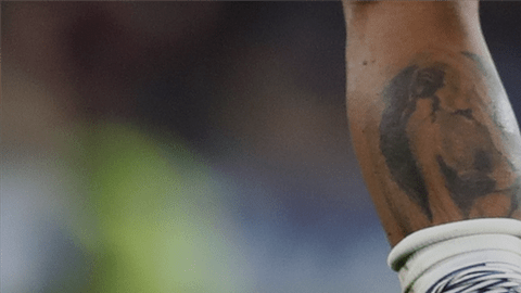 Robert Kenedy lleva tatuado el rostro de "Don Ramón" en la pierna derecha