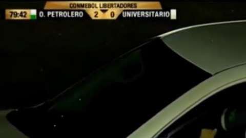 Maximiliano Freitas se subió a uno de los autos del patrocinador de la Copa Libertadores