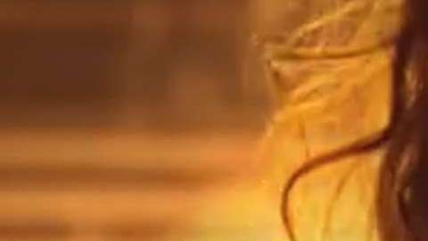 Peter Dinklage en un comercial para el Super Bowl