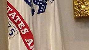 El presidente Trump sigue haciendo comentarios incendiarios.