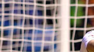 El mexicano Marco Bueno, aquí con la camiseta de Chivas- probará suerte en el fútbol de Chile. (Foto: Imago7/Hugo Avila)