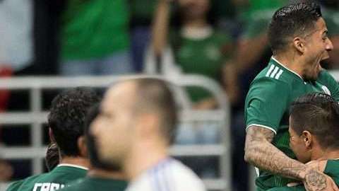 Los jugadores del Tri celebran el gol de Hugo Ayala en partido amistoso contra Bosnia Herzegovina realizado en San Antonio, Texas. (Foto: Imago7/Etzel Espinosa)