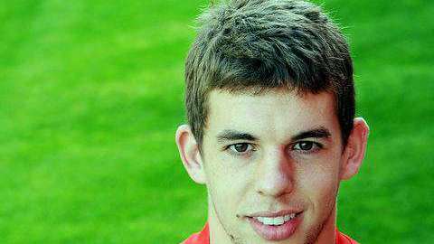 Jon Flanagan, defensa inglés del Liverpool, habría agredido a su novia