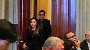 Casa Blanca evaluará nueva propuesta bipartidista para resolver "DACA", dijo el jefe de Gabinete, John Kelly, al Caucus Hispano del Congreso.