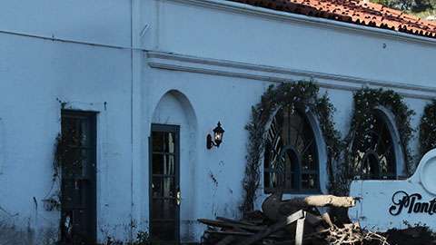 Hasta el momento se tiene registro de 17 muertos y 28 heridos por los deslaves.