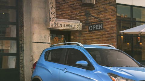 Autos simples con utilidades varias.