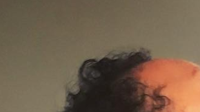 Clint, un padre primerizo, reivindica el derecho a tener un cambiador para niños en los baños de hombres.