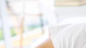 Aunque para dormir es incómodo, la cucharita es infalible para despertar el deseo.