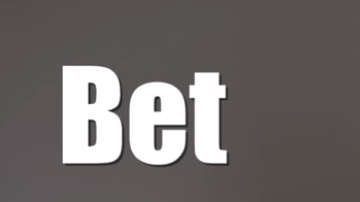 Holly, mejor conocida como Superholly.