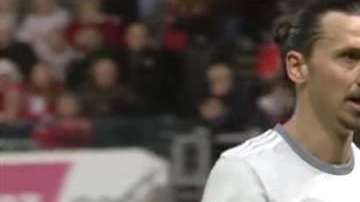 Zlatan Ibrahimovic dice que sufre racismo en Suecia por su apellido