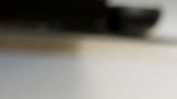 El supervisor Mark Ridley Thomas durante su visita a La Opinion (Photo by Aurelia Ventura/La Opinion)