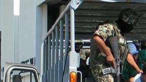 Algunos fueron localizados en camiones.