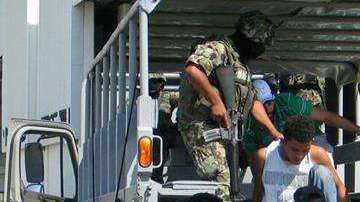 Algunos fueron localizados en camiones.