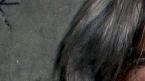 Charles Manson sigue en la morgue.