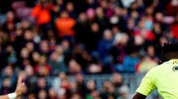 Yerry Mina tuvo una clara opción de gol. EFE