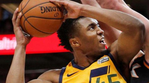 Donovan Mitchell, de los Utah Jazz, ganó el concurso de clavadas