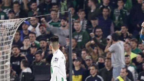 Real Madrid superó al Betis. EFE