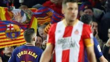 Los jugadores del FC Barcelona celebran el contundente triunfo ante el Girona en el Camp Nou. (Foto: EFE/Alberto Estévez)