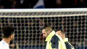 Neymar sufrió una esguince y fisura