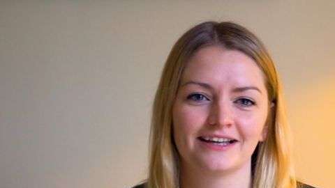 Amy Vreeke se dio cuenta de que lo que tenía era endometriosis.