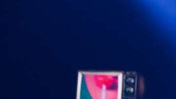 Bad Bunny y J Balvin sobre el escenario de Premio Lo Nuestro 2018