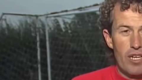 Barry Bennell presenta 36 cargos por abuso sexual en contra de menores