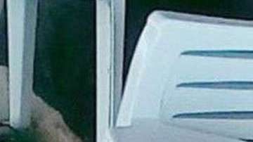 Parte del alisador se derritió en la cara de la brasileña.