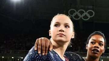 Madison Kocian, Gabrielle Douglas, Simone Biles, Alexandra Raisman y Lauren Hernandez del equipo de gimnasia de EEUU. (Foto: Laurence Griffiths/Getty Images)