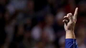 Anthony Rizzo durante el festejo de la Serie Mundial 2017 con los Cubs.