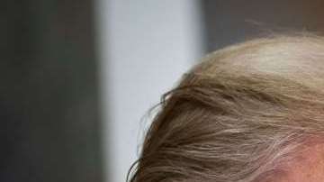 Redactor de discursos de la Casa Blanca tuvo que renunciar después de que su exmujer lo acusara de violencia familiar