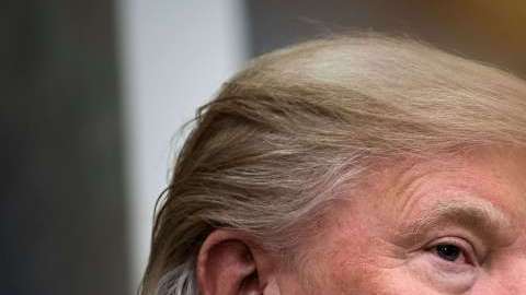 Redactor de discursos de la Casa Blanca tuvo que renunciar después de que su exmujer lo acusara de violencia familiar