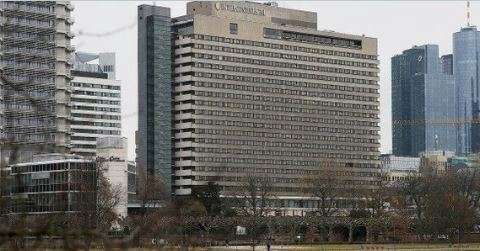 El príncipe se arrojó desde este hotel.