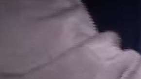 ICE mantiene sus operativos contra indocumentados.