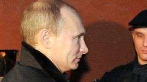 El presidente Vladimir Putin se reunió con las fuerzas especiales del FSB en Chechenia en 2011.