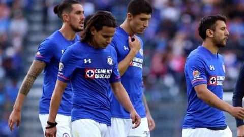 Cruz Azul sigue hundiéndose en el Clausura 2018 del fútbol mexicano.
