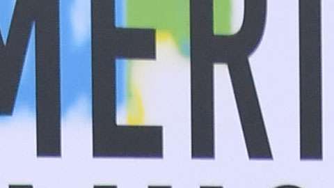 Selena Gomez mantiene su noviazgo con Justin Bieber.