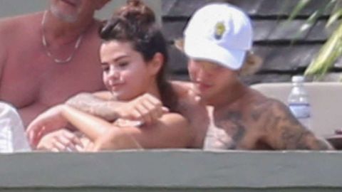 Selena Gomez y Justin Bieber en Jamaica.