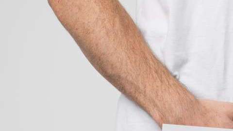 Hay varias señales que te indican que hay una infección en tu miembro.