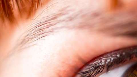 Sus algoritmos pueden analizar la retina de un paciente en busca de síntomas de enfermedades.